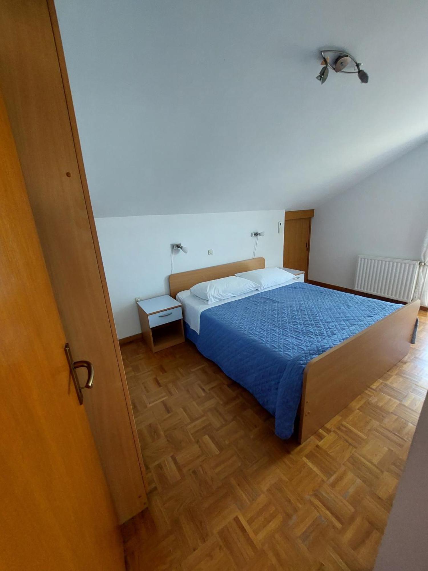 Apartments Mlacovic Rab Town Exterior foto